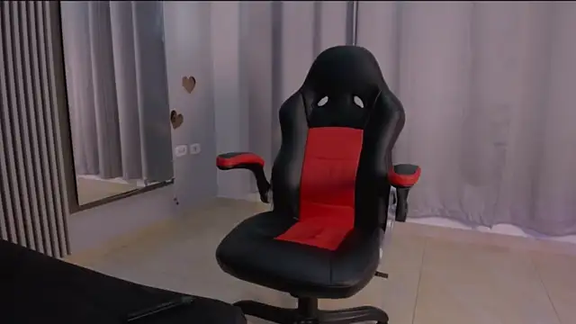 dante_and_kiara webcam