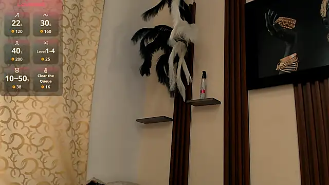 carolineasian18 webcam