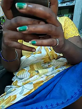 Tamilselviroja- webcam