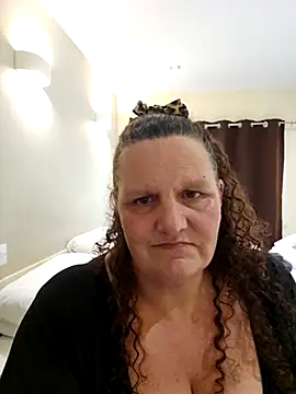 MissQueenBeex webcam