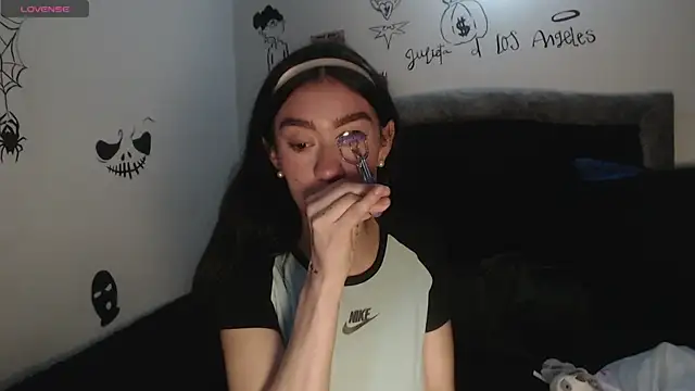 Julieta_De_Los_Angeles webcam