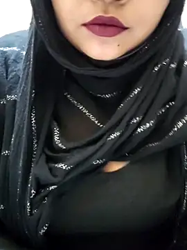 Webcam Model (Indian-Nazia)  is live.Free join now!