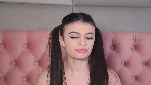 elaramorel (F teen) - get one finger inside my tight ass