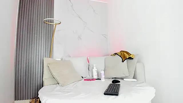 kiaratentation webcam