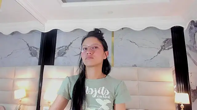 Sophie_Calloway webcam