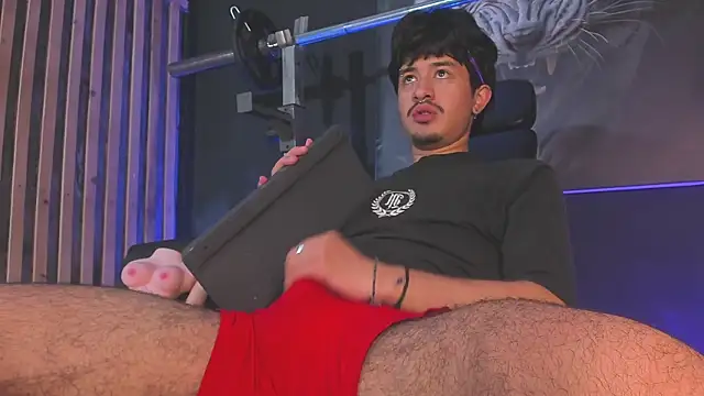 DimitriDeluxe webcam