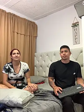 miaftmax Live Webcam on Stripchat