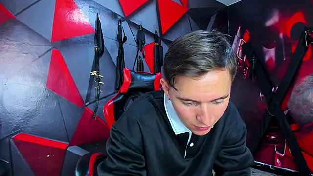 Aaron_LatinMen2 webcam