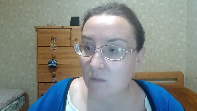 smart_rose - Smart_Rose's free webcam - UK Sex Cams