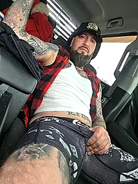 Beardedtattood webcam