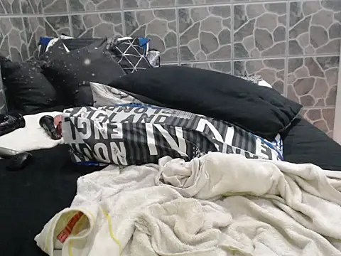 THREEHOLESPLEASURE99