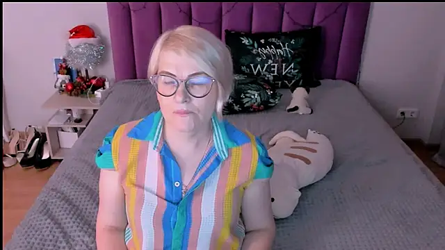 sabrinamacmarren webcam