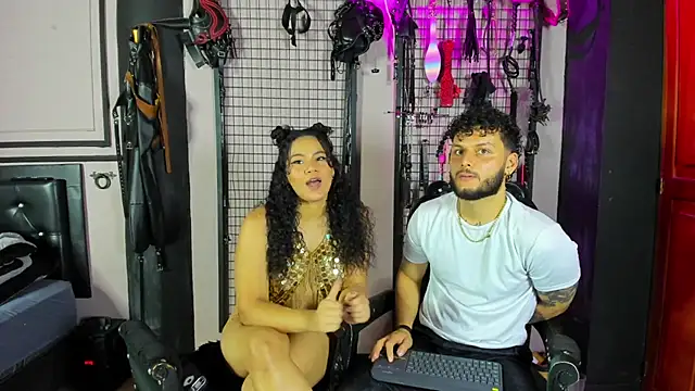 Twisted_Fantasy webcam