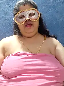 tamilthanushri webcam