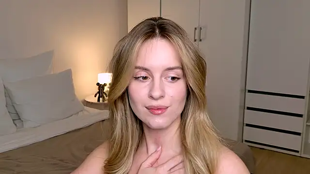 RozzitaBedberry webcam