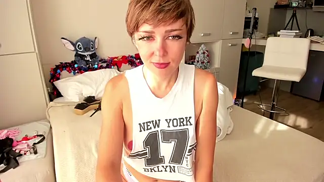 FantasticSonya webcam