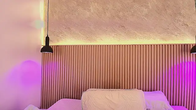 big_tits_in_your_face webcam