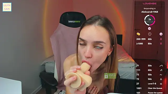 Lilith_Cain webcam