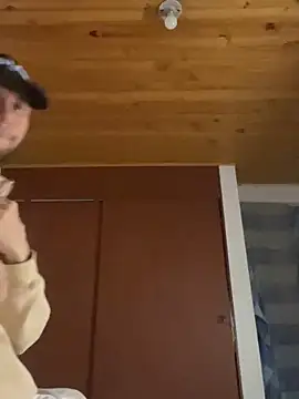 Michaell_Spinelly webcam