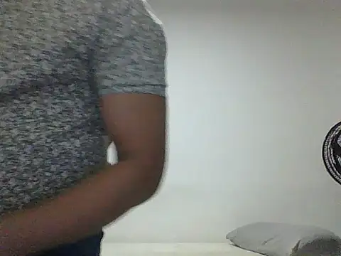 TRIISTAN_KING10 webcam