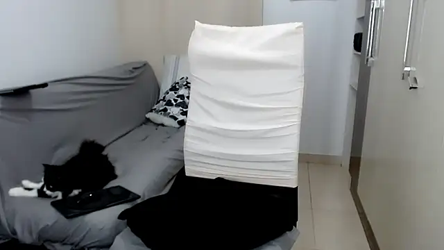 Laura-pervert webcam