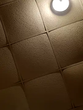 Thickerthanasnicker007 webcam