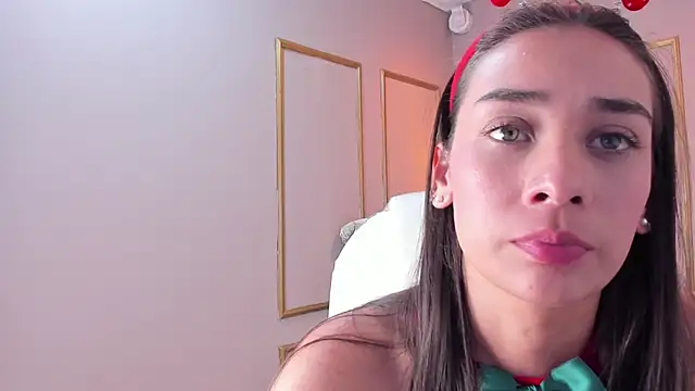 NahimiThompson webcam