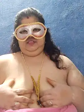 Webcam Model (tamilthanushri)  is live.Free join now!