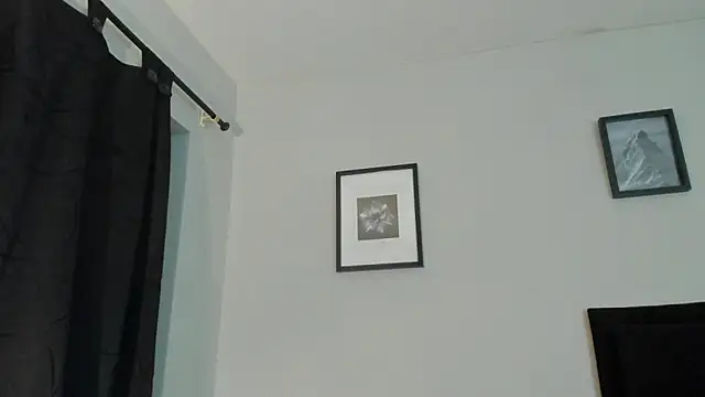 Lyria_Diamond webcam