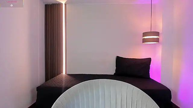 luvely_unique_ webcam