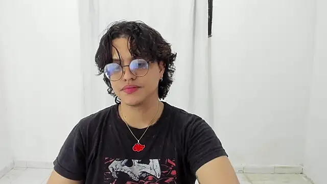 Diane_blossom webcam