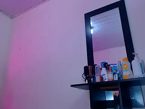 natashat_lorent webcam