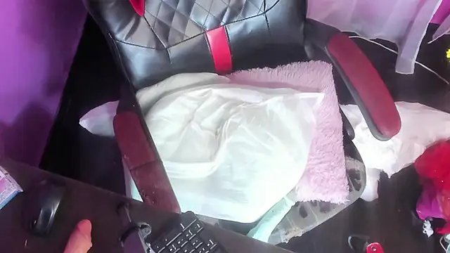 Charlotte_Bms_ webcam