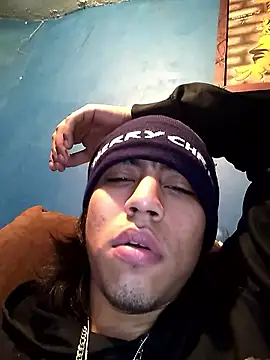 AlexAlejandro13 webcam