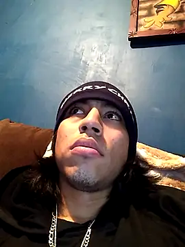 AlexAlejandro13 webcam