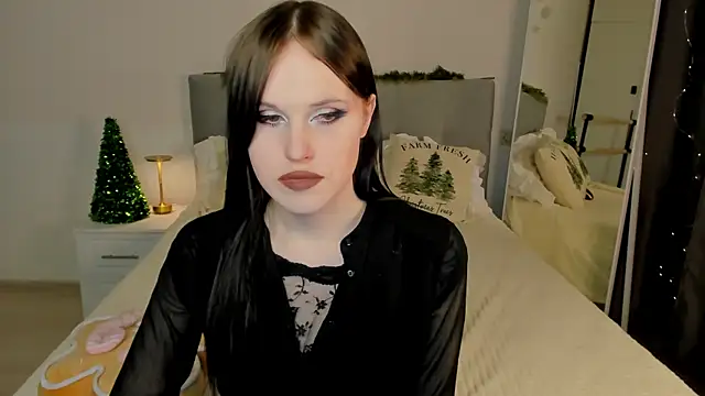 effieminki - EffieMinki's free webcam - UK Sex Cams