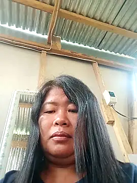 Lovelywoman43 webcam