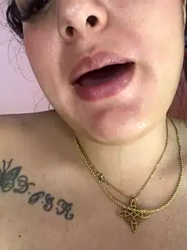 Scarletember7 webcam