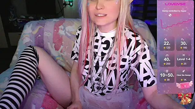 mischellemeow13 webcam