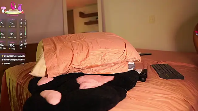 abigail_adamss webcam