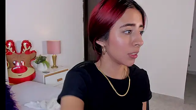 Mirandaa_Rogers webcam