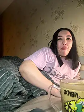 Naughtbaby_2025 webcam