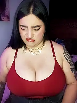 GoddessOfTheBigTits webcam