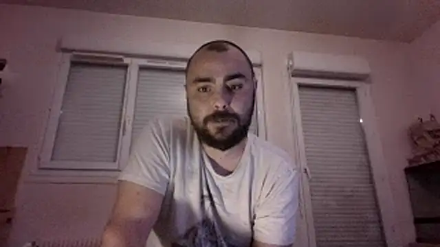 Adeptedufist webcam