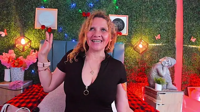 Evangelyne_rose webcam