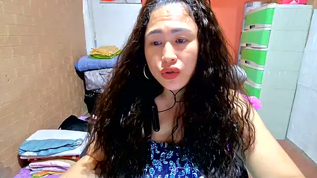 Ugly-Filipina webcam