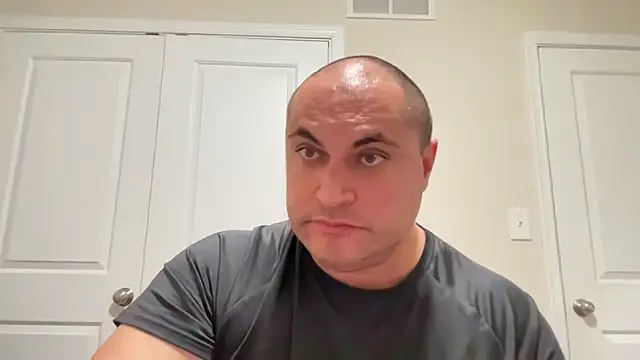 SluggishChase99 webcam