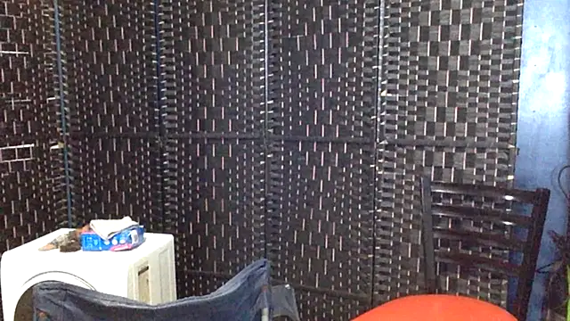 sexyhotstud12 webcam