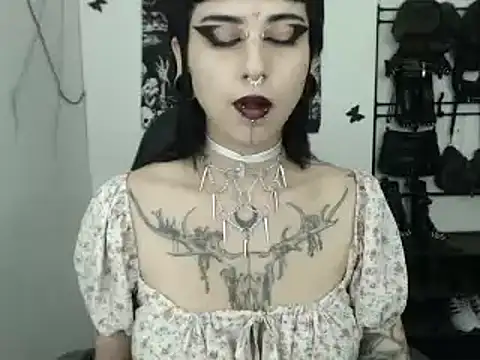 dakota_krall__ webcam