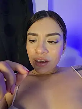 AmaiaSalvatore webcam